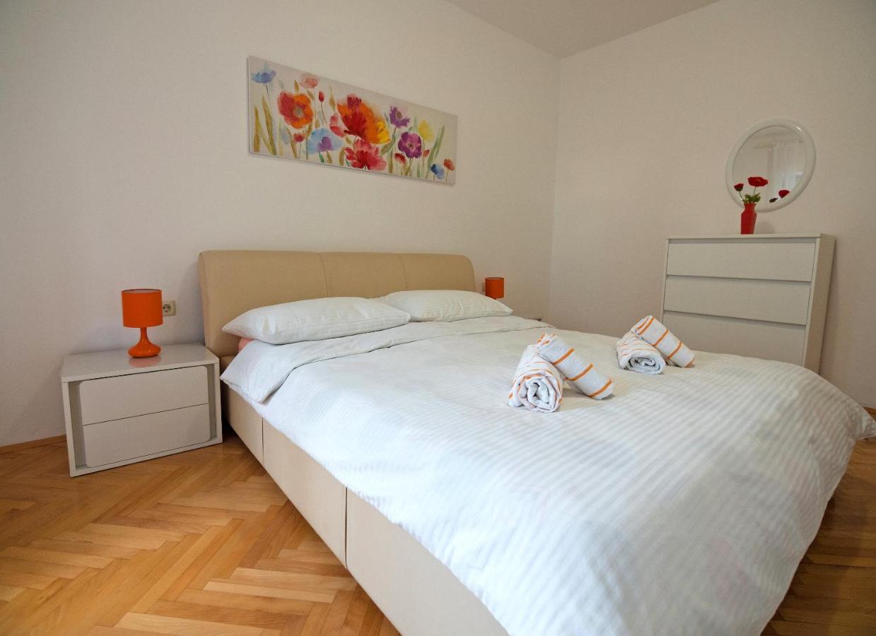 Apartments Bene Banjol Exteriér fotografie